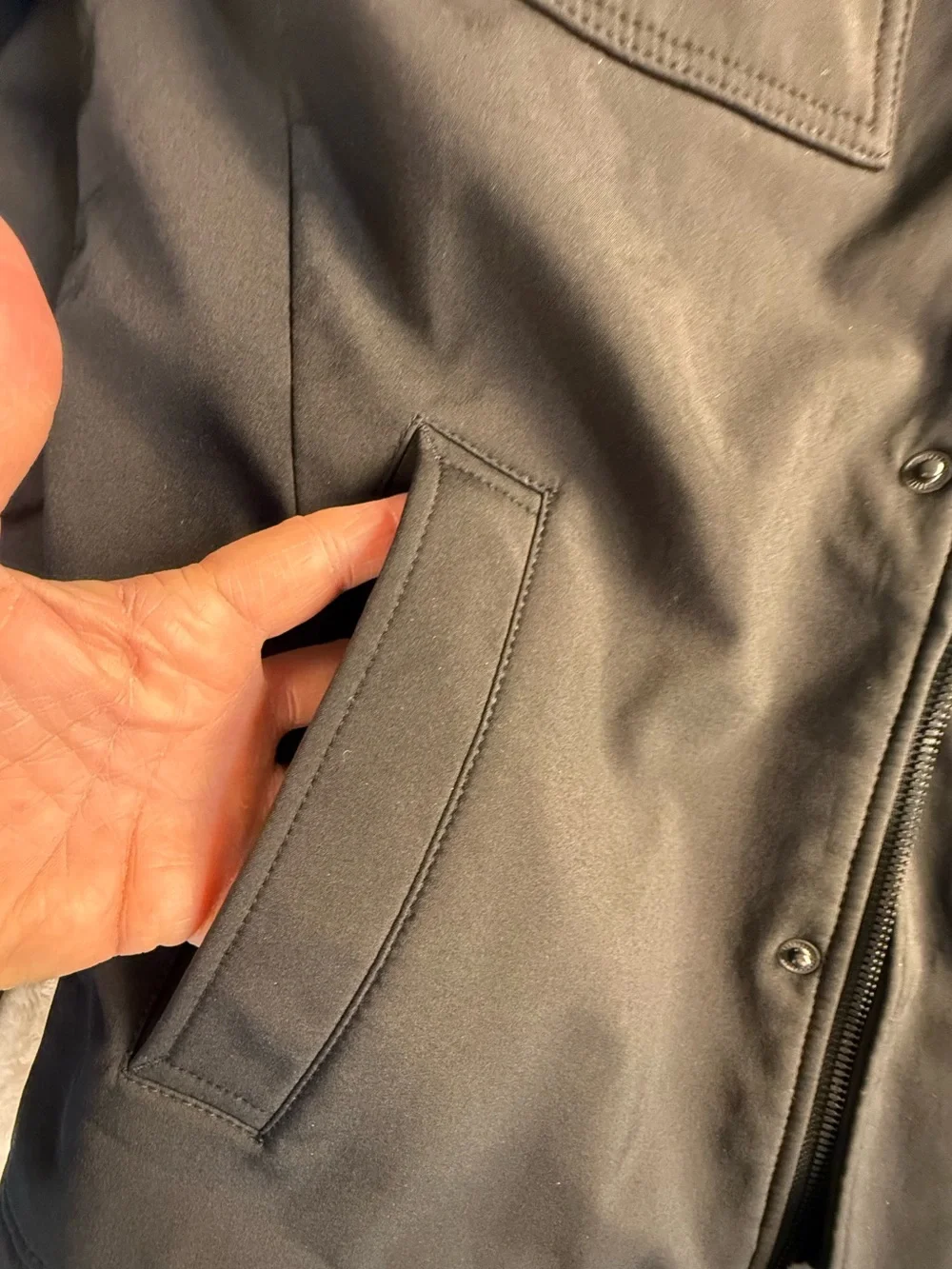 Levi's‎ Men's Black Softshell Sherpa Lined Hooded Jacket Small